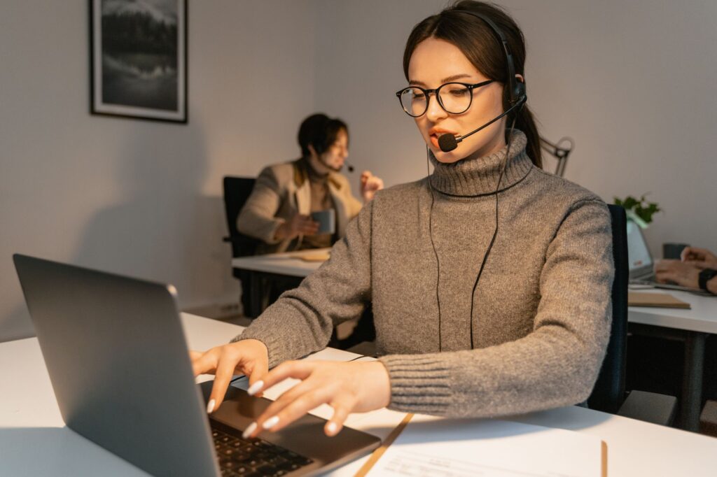 Cómo usar la inteligencia artificial para personalizar la experiencia del cliente